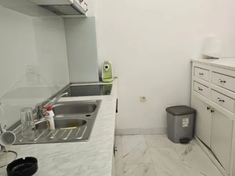 Izdavanje, dvosoban stan, 89m², Stara Varoš, Podgorica - image 6