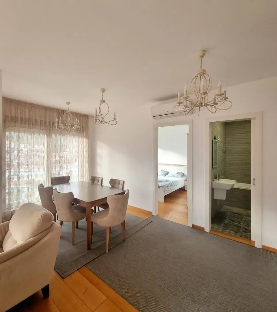 Izdavanje, dvosoban stan, 103m², Budva okolina, Budva