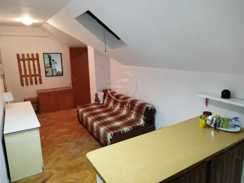 Izdavanje, jednosoban stan, 22m², Grbavica, Novi Sad Sve Podlokacije - image 2
