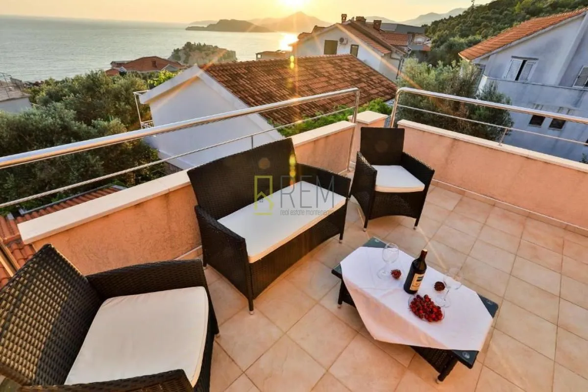 Sale, house, 600m², Sveti Stefan, Budva