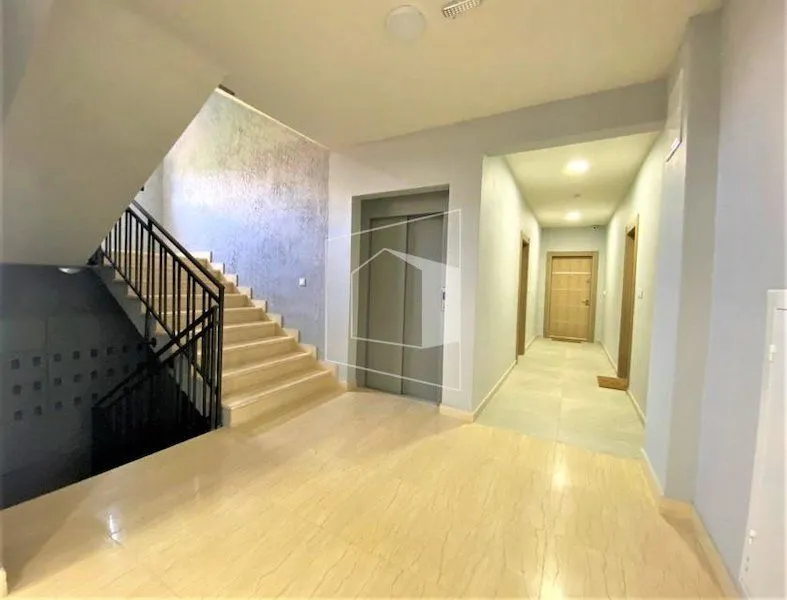 Izdavanje, garsonjera, 33m², Centar, Podgorica