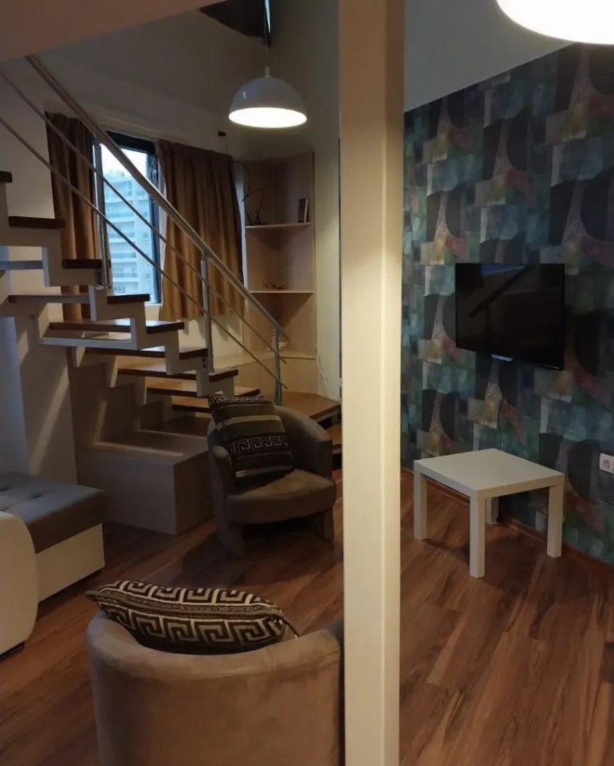 Izdavanje, garsonjera, 38m², Centar, Bar