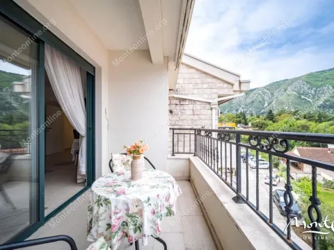 Sale, two bedroom apartment, 75m², Dobrota, Kotor - image 33