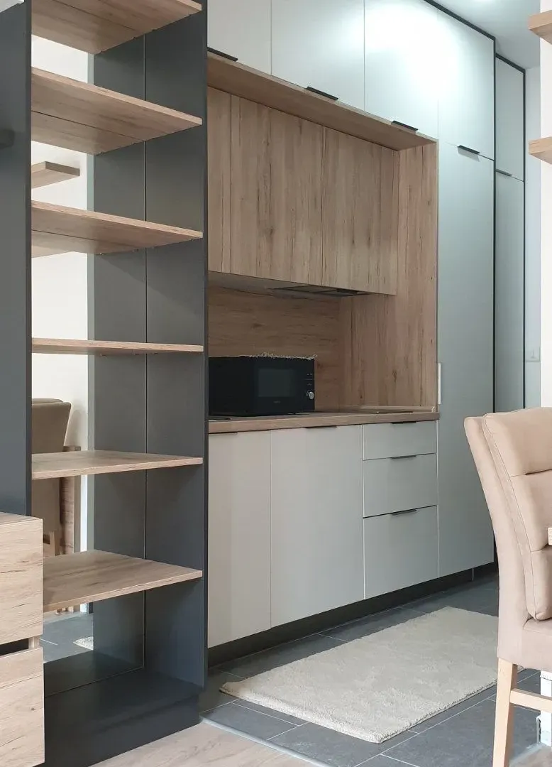 Izdavanje, garsonjera, 25m², Pod Kuk, Tivat