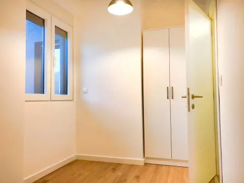 Prodaja, jednosoban stan, 46m², Centar, Bar - image 4