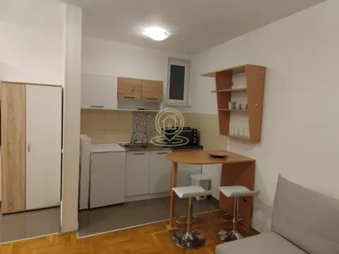 Izdavanje, garsonjera, 28m², Centar, Novi Sad - image 3