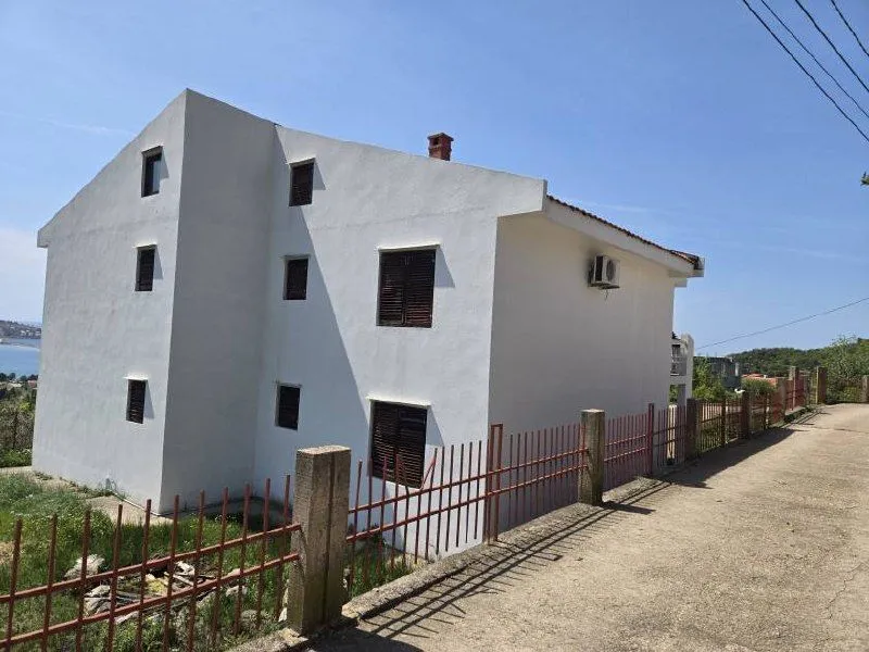 Sale, house, 272m², Šušanj, Bar