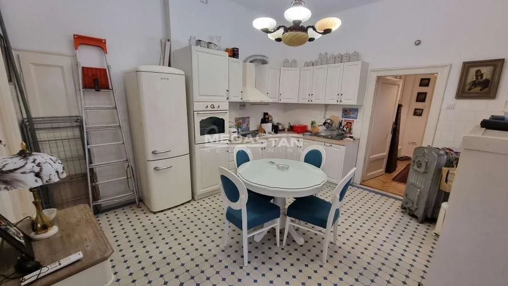 Rent, office space, 145m², Stari Grad, Beograd