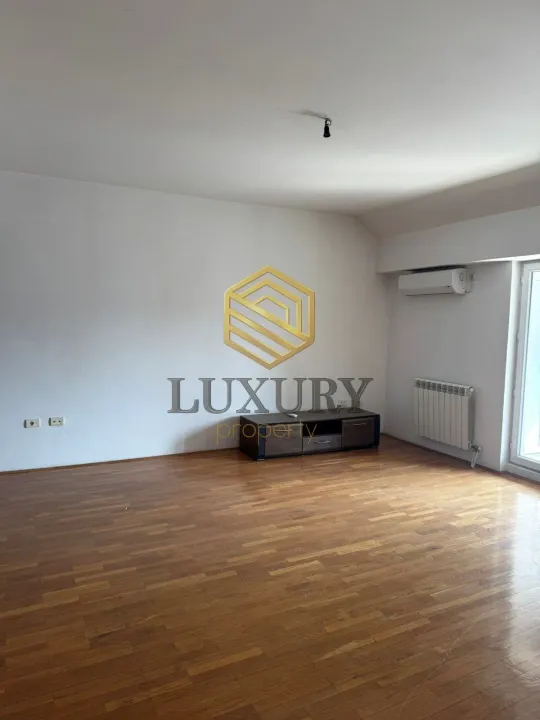 Rent, three bedroom apartment, 160m², Pobrežje, Podgorica