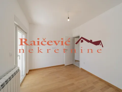 Sale, three bedroom apartment, 82m², Grocka, Beograd - image 11