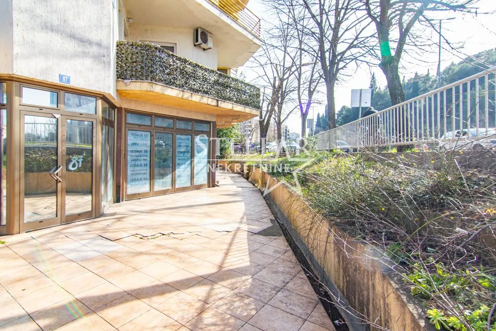 Rent, office space, 76m², Stara Varoš, Podgorica
