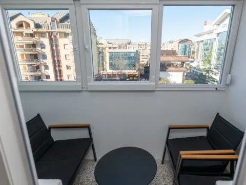 Izdavanje, trosoban stan, 101m², Preko Morače, Podgorica - image 19