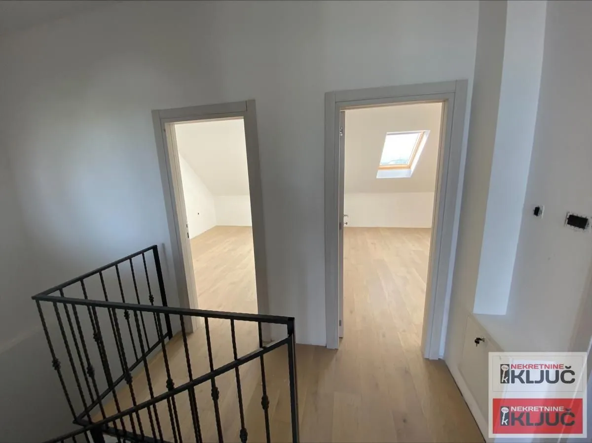 Prodaja, trosoban stan, 74m², Salajka, Novi Sad Sve Podlokacije