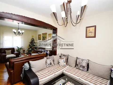 Prodaja, kuća, 230m², Stari Aerodrom, Podgorica - image 5