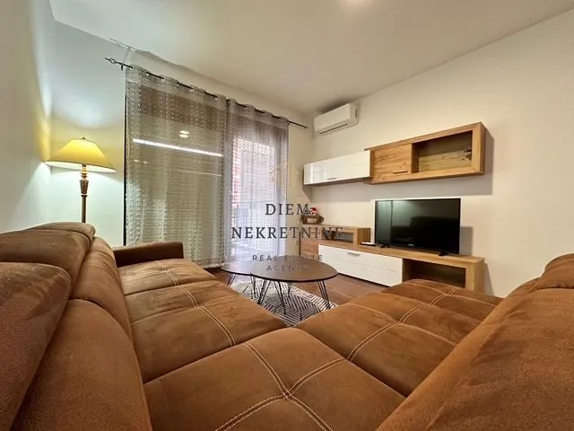 Rent, one bedroom apartment, 52m², Master Kvart, Podgorica