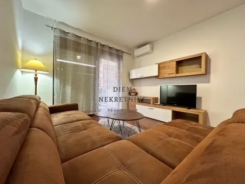 Rent, one bedroom apartment, 52m², Master Kvart, Podgorica - image 4