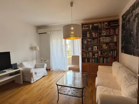 Izdavanje, dvosoban stan, 68m², City Kvart, Podgorica - image 12