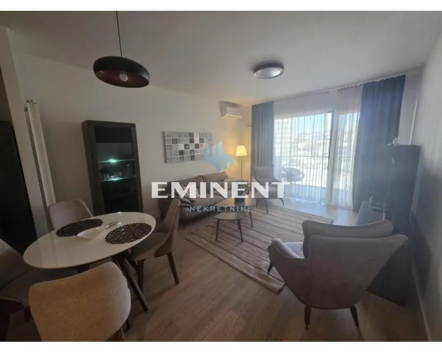 Rent, three bedroom apartment, 76m², Savski Venac, Beograd
