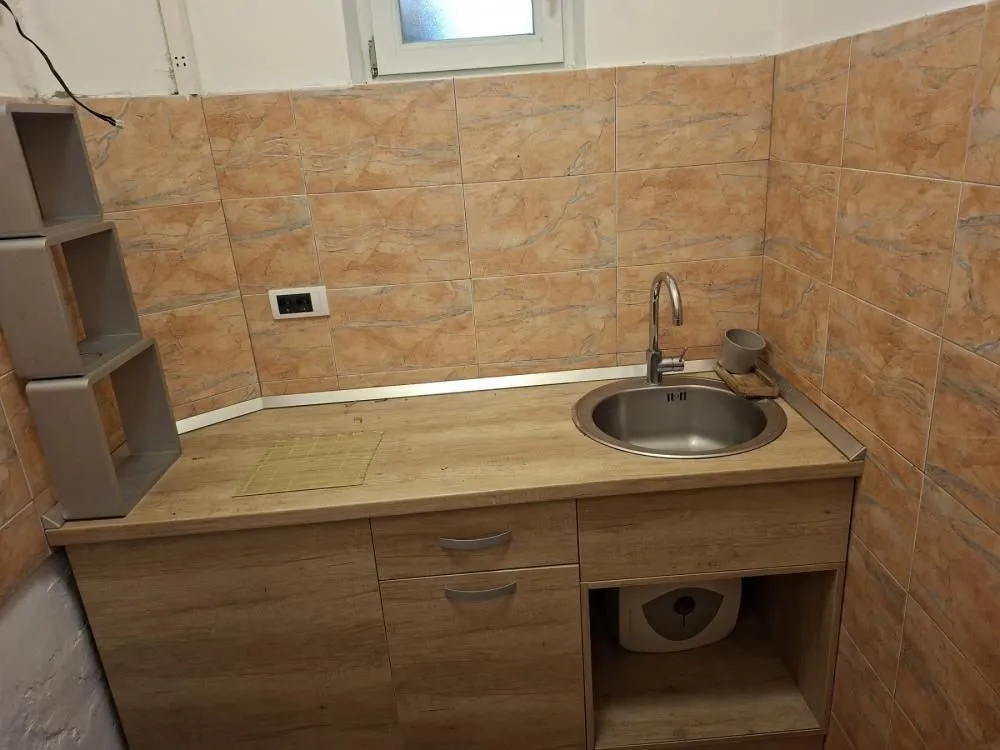 Izdavanje, trosoban stan, 72m², Slavija, Vračar Sve Podlokacije