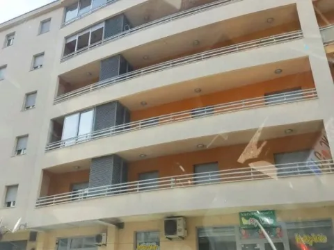 Rent, two bedroom apartment, 72m², City Kvart, Podgorica - image 4