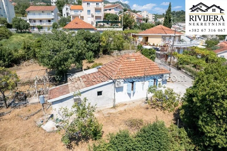 Prodaja, kuća, 997m², Topla, Herceg Novi