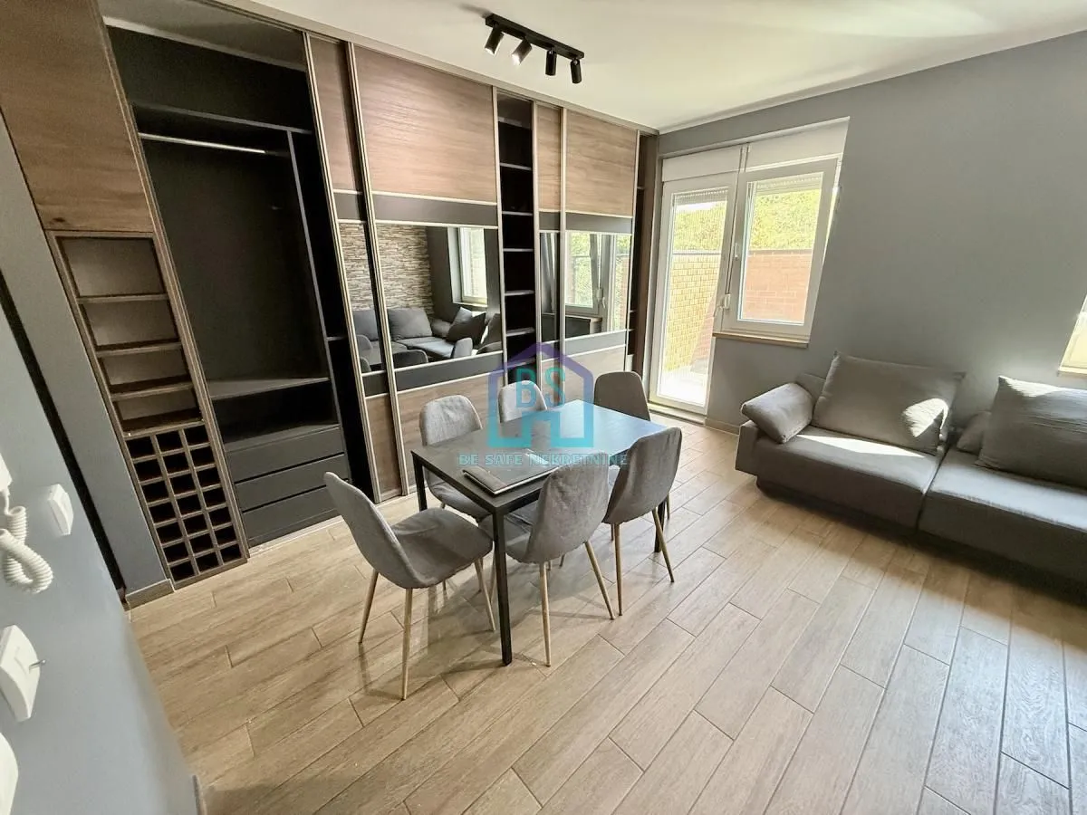 Prodaja, četvorosoban stan, 73m², Alibegovac, Petrovaradin
