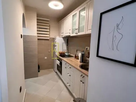 Prodaja, garsonjera, 33m², Budva, Crna Gora - image 4