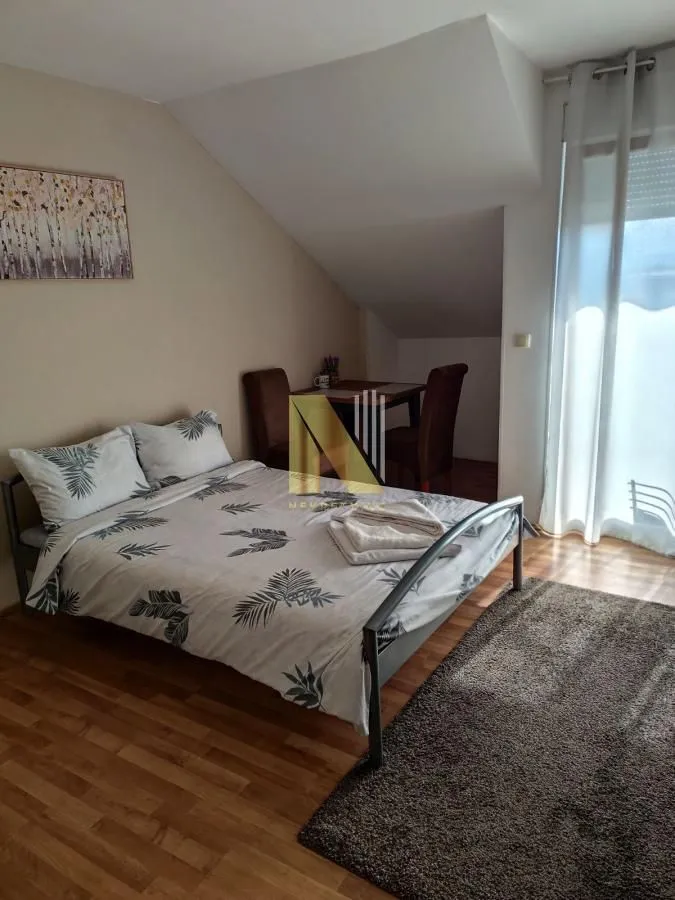 Izdavanje, garsonjera, 28m², Podbara, Novi Sad Sve Podlokacije
