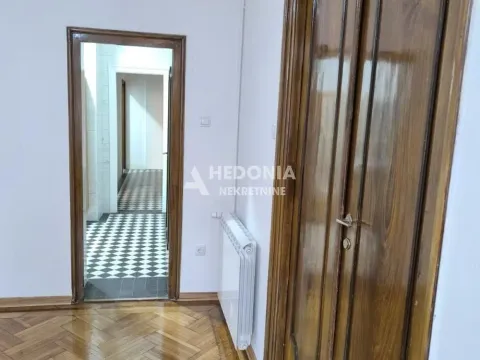 Izdavanje, četvorosoban stan, 120m², Stari Grad, Beograd - image 8