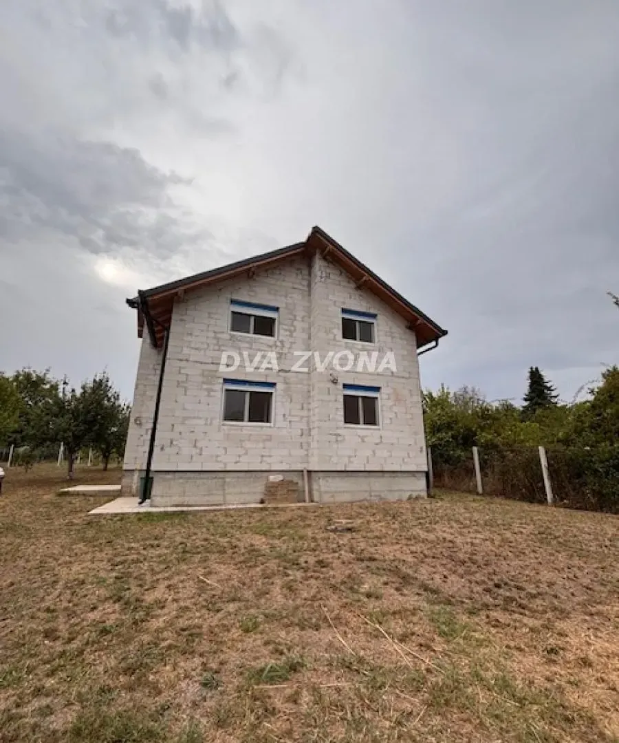 Prodaja, kuća, 151m², Čortanovci, Inđija