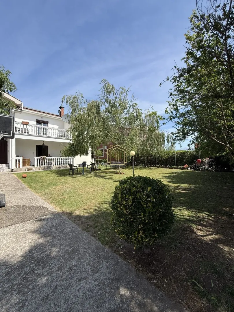 Rent, four bedroom apartment, 120m², Cijevna, Podgorica