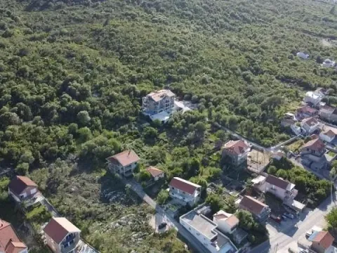 Prodaja, zemljište, 1700m2, Radovići, Tivat Prodaja, zemljište, 1700m2, Radovići, Tivat