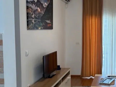 Sale, one bedroom apartment, 40m², Velika Plaža, Ulcinj - image 5