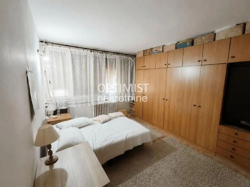 Prodaja, dvosoban stan, 51m², Banovo Brdo, Beograd