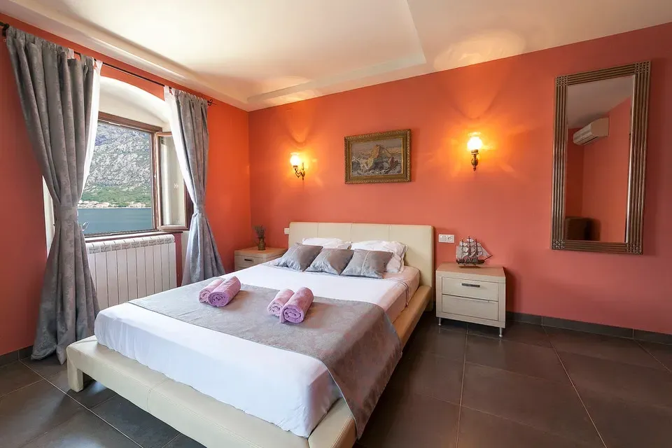 Prodaja, kuća, 450m², Prčanj, Kotor