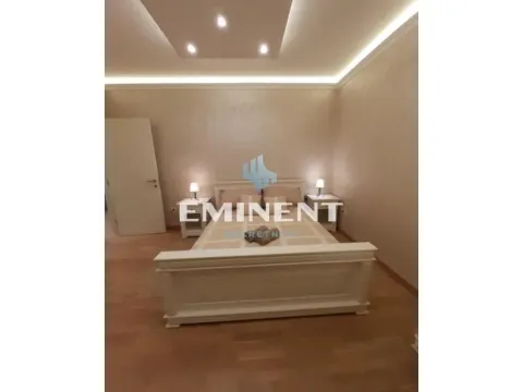 Rent, two bedroom apartment, 55m², Savski Venac, Beograd - image 10