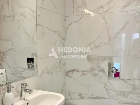 Izdavanje, četvorosoban stan, 205m², Novi Beograd Blok 65, Novi Beograd Sve Podlokacije - image 9