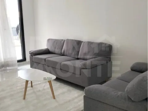 Rent, one bedroom apartment, 40m², Tivat, Crna Gora - image 1