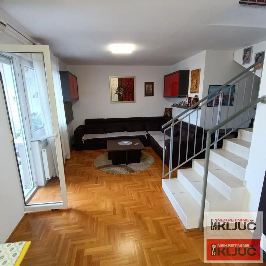 Prodaja, trosoban stan, 90m², Nova Detelinara, Novi Sad Sve Podlokacije