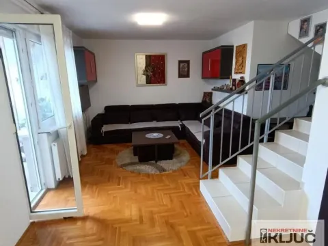 Prodaja, trosoban stan, 90m², Nova Detelinara, Novi Sad Sve Podlokacije