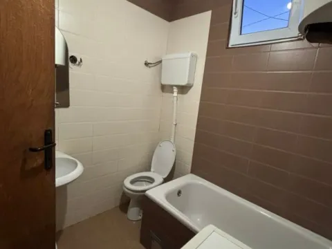 Rent, one bedroom apartment, 45m², Malo Brdo, Podgorica - image 2