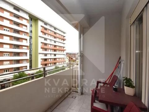 Izdavanje, jednosoban stan, 49m², Central Point, Podgorica - image 11