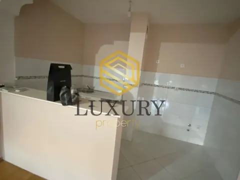 Izdavanje, dvosoban stan, 70m², Zabjelo, Podgorica - image 10