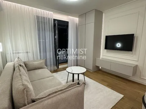 Prodaja, jednosoban stan, 36m², Vračar Hram, Vračar Sve Podlokacije