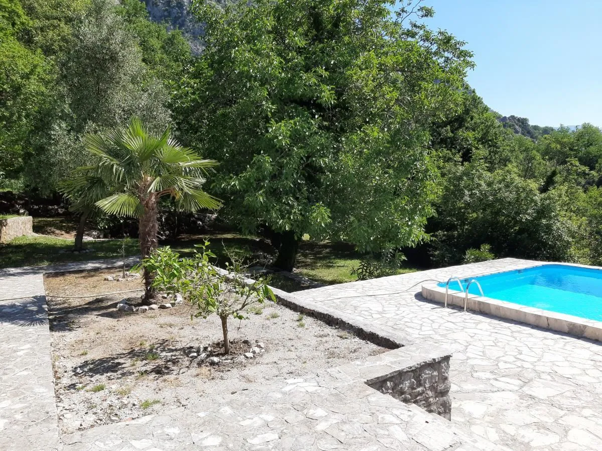 Prodaja, kuća, 260m², Morinj, Kotor