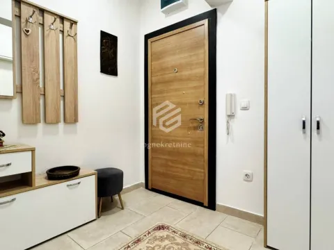 Rent, one bedroom apartment, 41m², Dalmatinska ulica, Podgorica - image 10