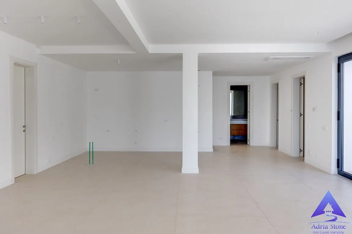 Prodaja, kuća, 328m², Krašići, Tivat