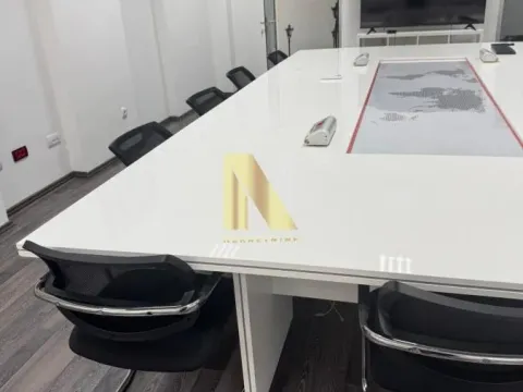 Rent, office space, 780m², Novo naselje, Novi Sad - image 3