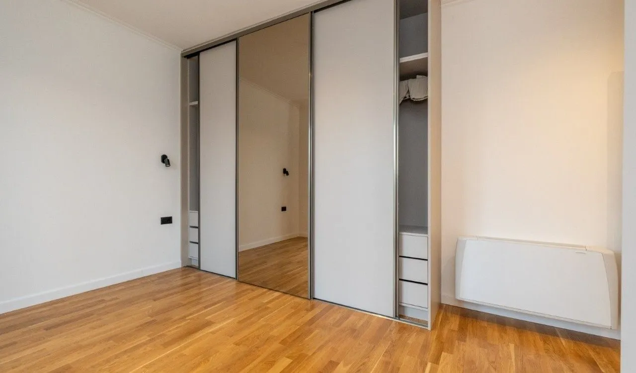 Izdavanje, kuća, 180m², Gornja Gorica, Podgorica