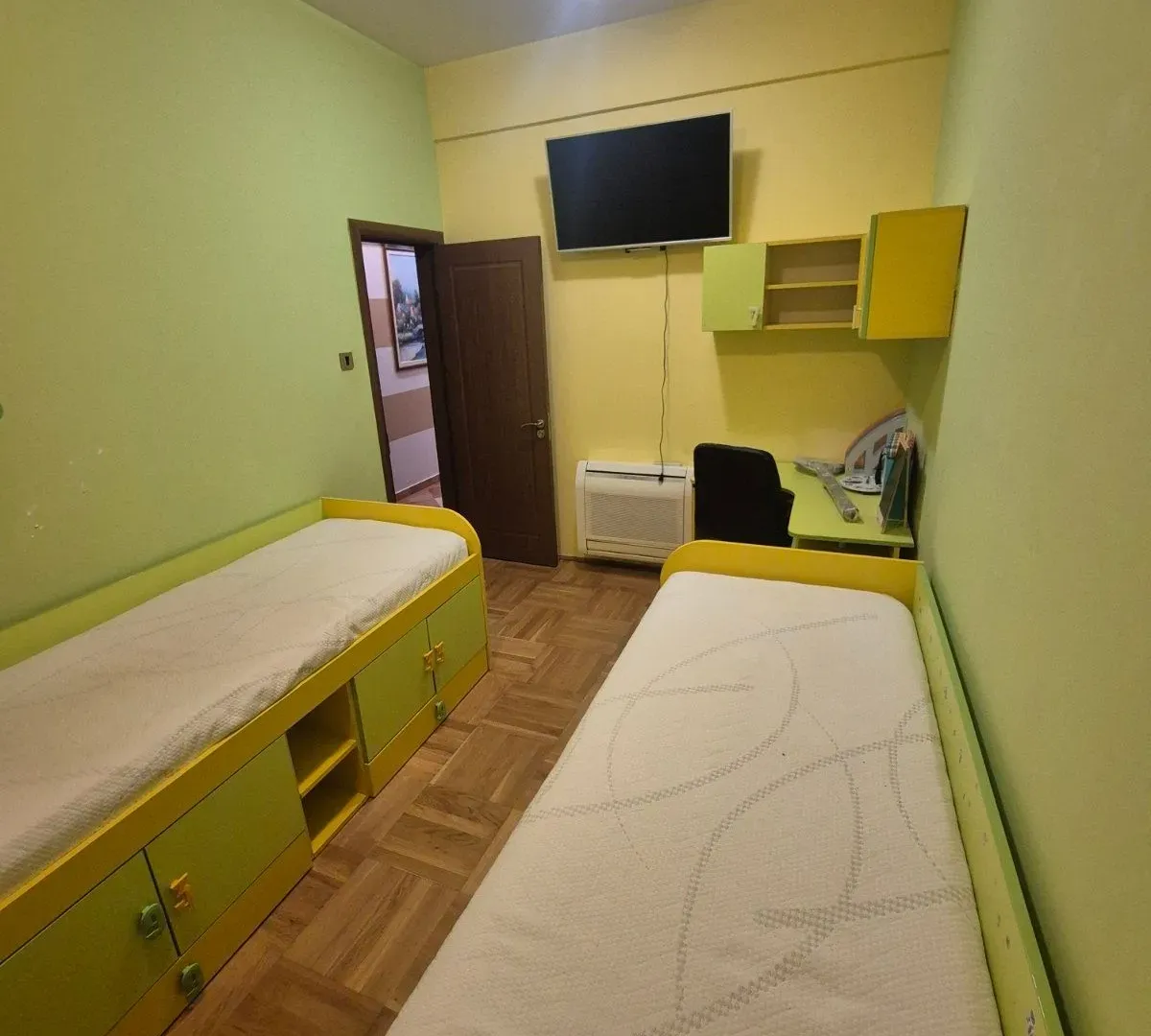 Rent, two bedroom apartment, 84m², Krivi Most, Podgorica
